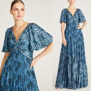 Mabella Pleated A Line Gown Satin Size 2 NWT